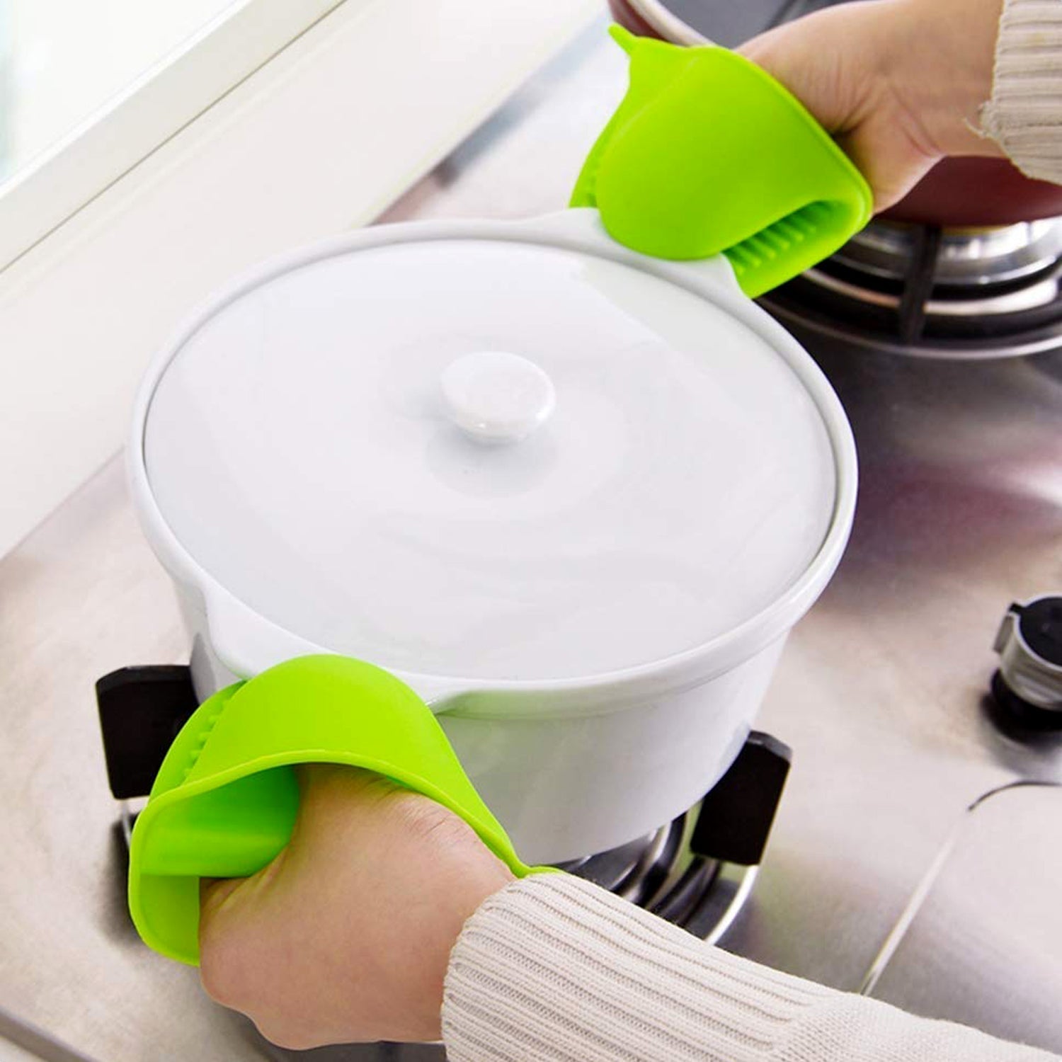 2067 Silicone Heat Resistant Cooking Potholder for Kitchen Cooking & Baking 1 Pc DeoDap