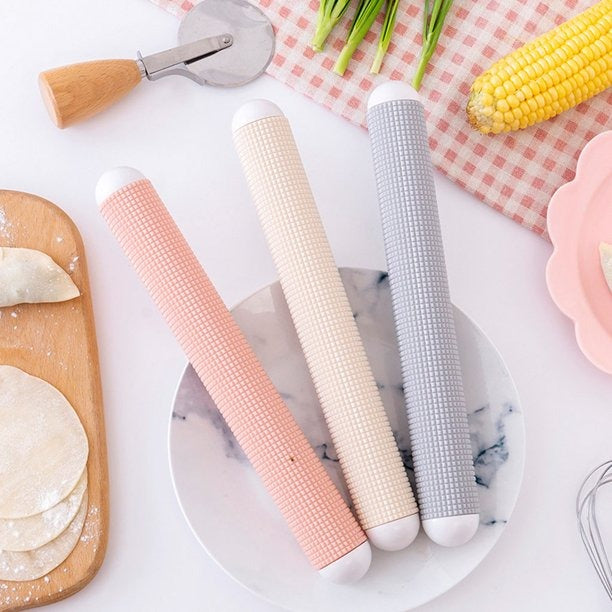 2931 Rolling Pins Floating Point Pins Practical Rolling Gadgets Pastry Making Dough Kitchen Rollers Decoration DeoDap